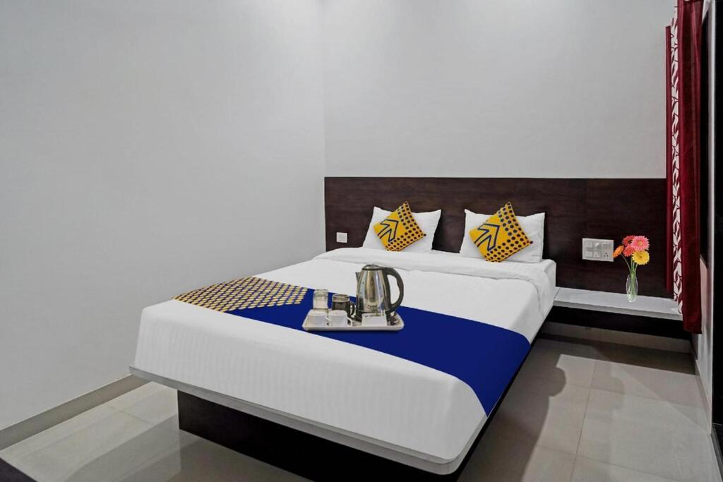 Hotel Angan Удайпур Екстериор снимка